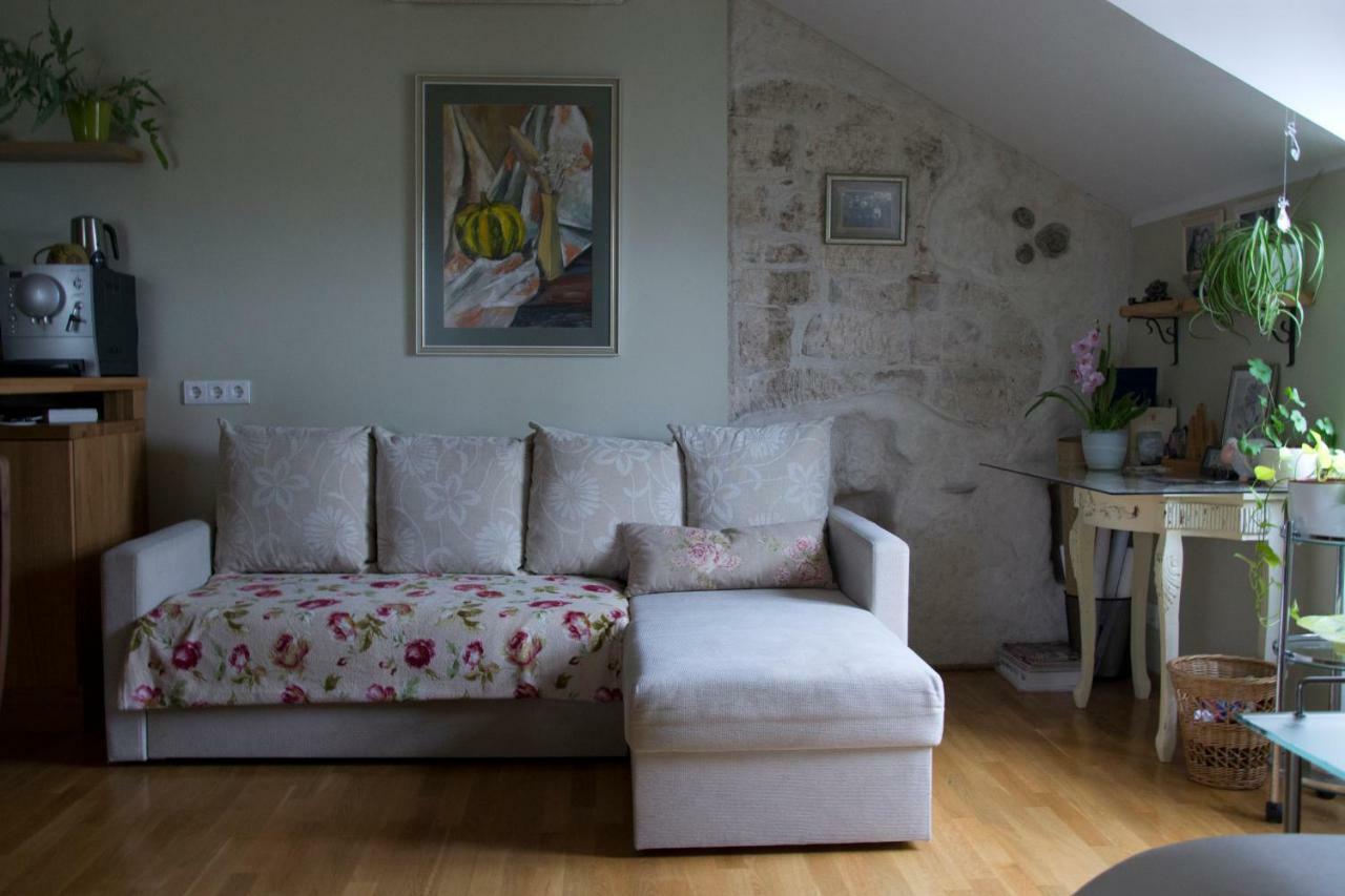 Kuressaare Romantic Apartment Exterior foto