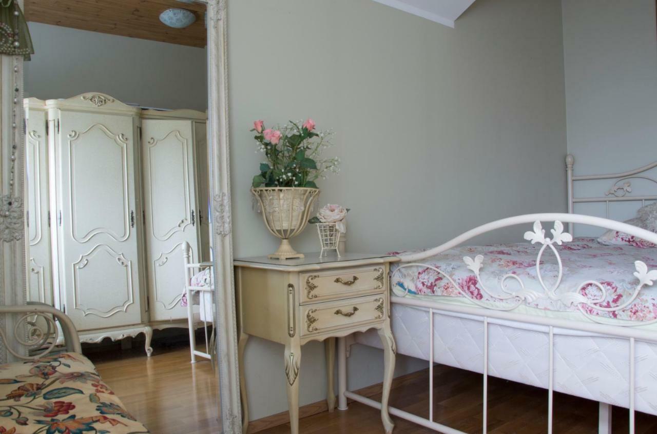 Kuressaare Romantic Apartment Exterior foto